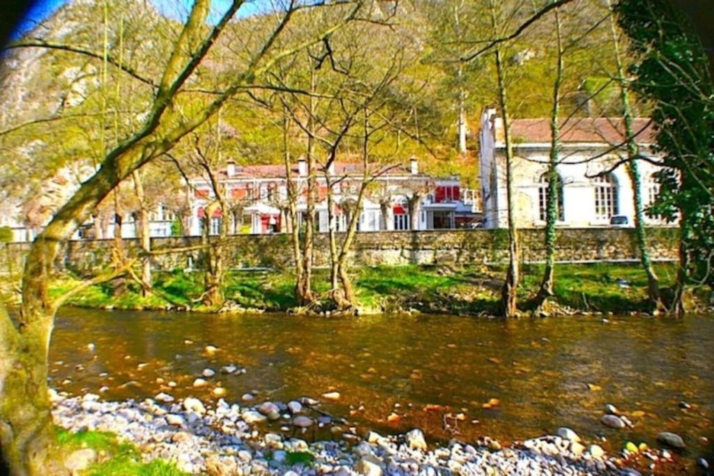 Zentral Club Apartamento Proton-Jacuzzi Belmonte De Miranda Zewnętrze zdjęcie