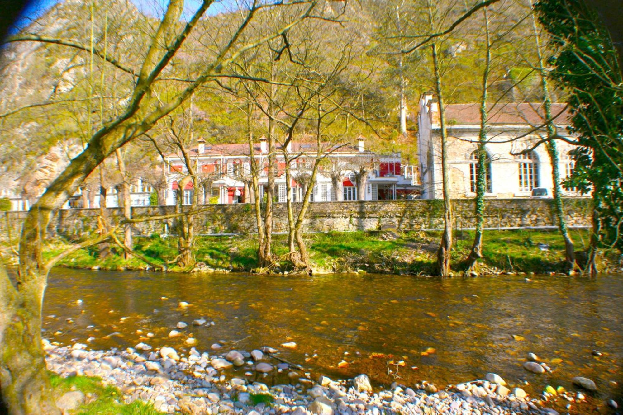 Zentral Club Apartamento Proton-Jacuzzi Belmonte De Miranda Zewnętrze zdjęcie